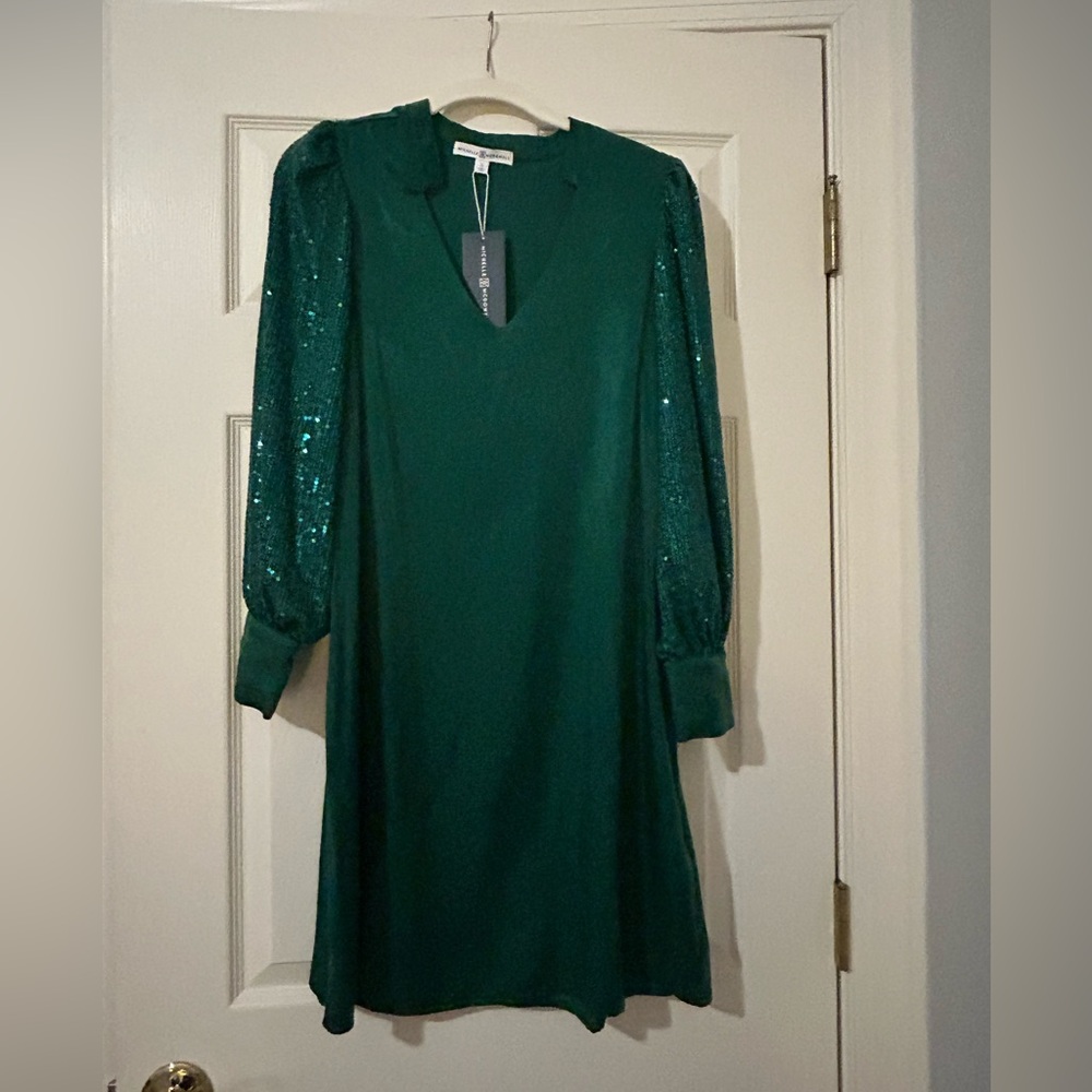 Long Sleeve Green Dress
